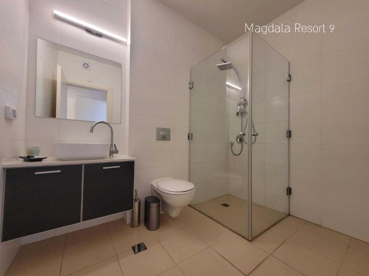 Yalarent Magdala Resort- Luxury Suites With Pool Or Jacuzzi With Sea View Migdal Esterno foto