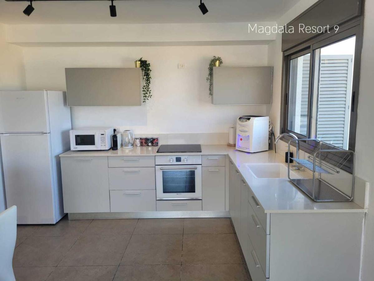 Yalarent Magdala Resort- Luxury Suites With Pool Or Jacuzzi With Sea View Migdal Esterno foto