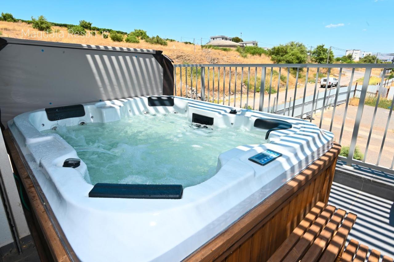 Yalarent Magdala Resort- Luxury Suites With Pool Or Jacuzzi With Sea View Migdal Esterno foto
