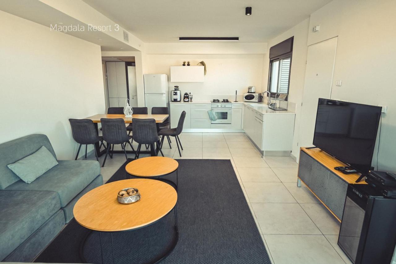 Yalarent Magdala Resort- Luxury Suites With Pool Or Jacuzzi With Sea View Migdal Esterno foto