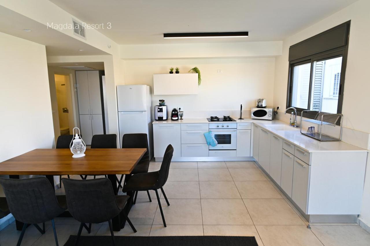 Yalarent Magdala Resort- Luxury Suites With Pool Or Jacuzzi With Sea View Migdal Esterno foto